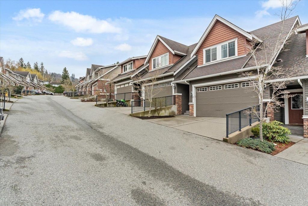 Photo of 46808 Hudson Road #2, Chilliwack, BC V2R 0L4 (MLS # R3115186)