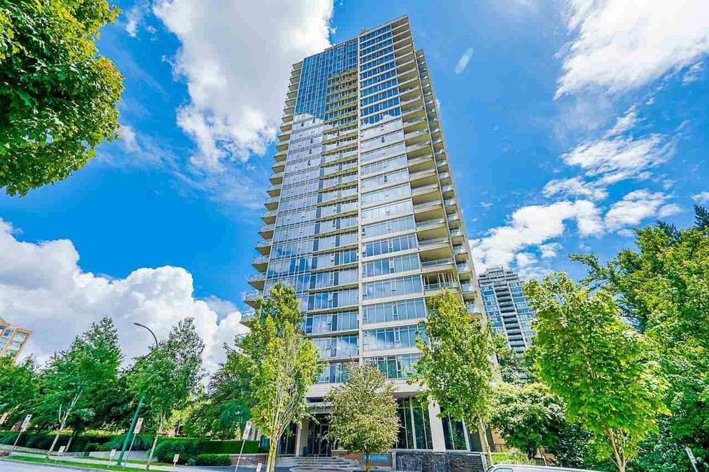 listing image 1104878480782863156