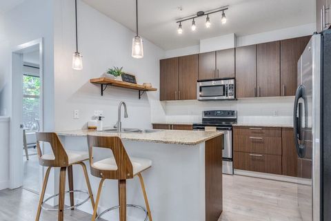 2477 Kelly Avenue 118 Port Coquitlam BC V3C 0B3