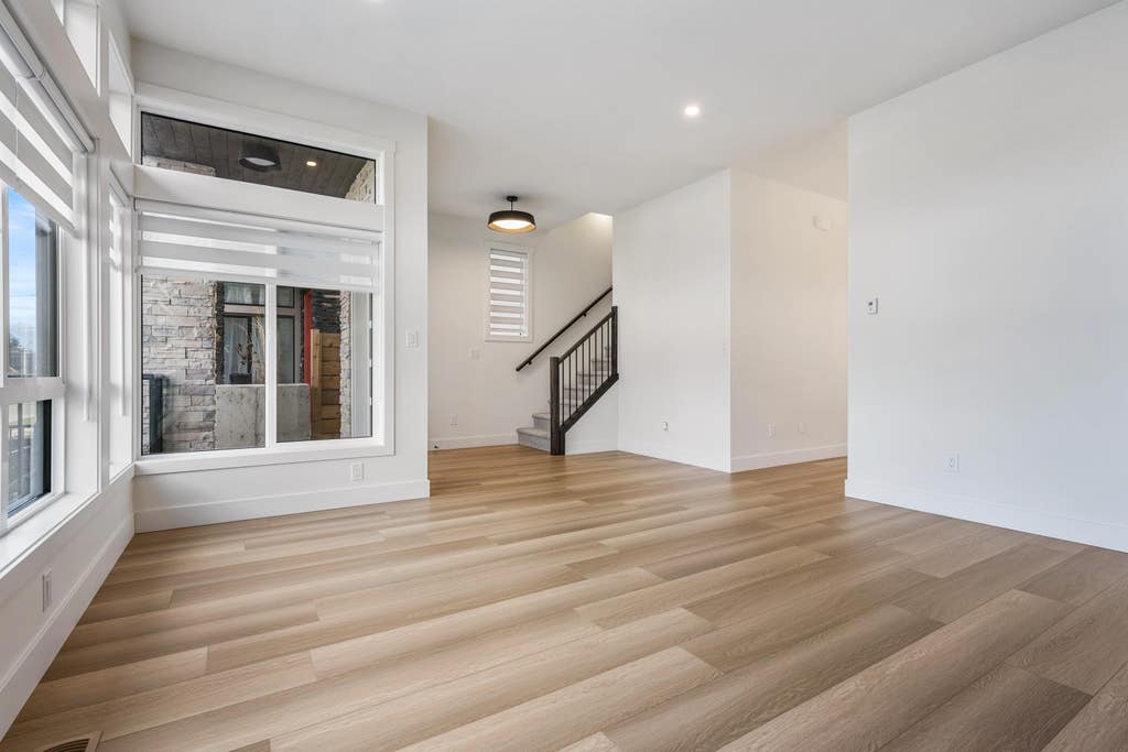 Photo of 46070 First Avenue, Chilliwack, BC V2P 1W1 (MLS # R3135824)