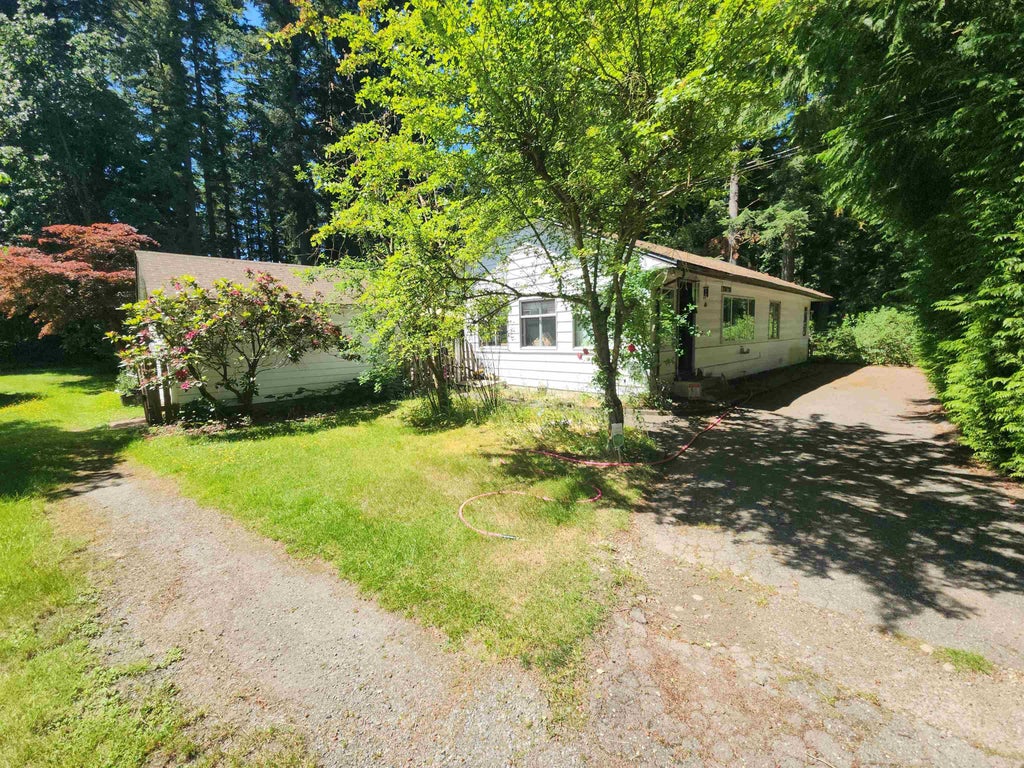 Photo of 20176 28 Avenue, Langley, BC V2Z 1X2 (MLS # R3135510)