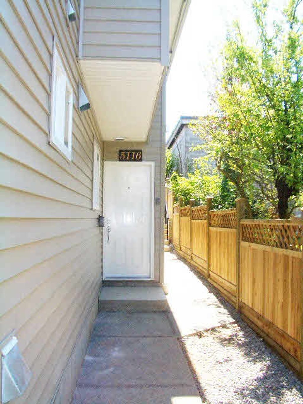 listing image 1103546249055164366