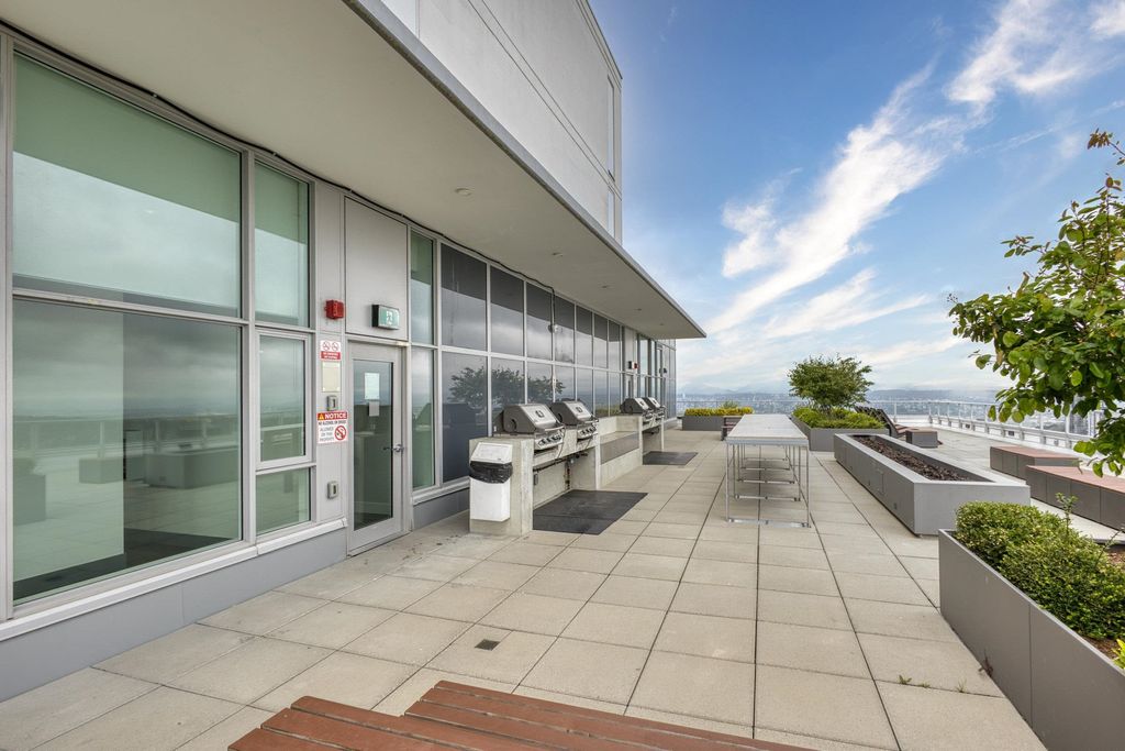 listing image 1106396990664102952