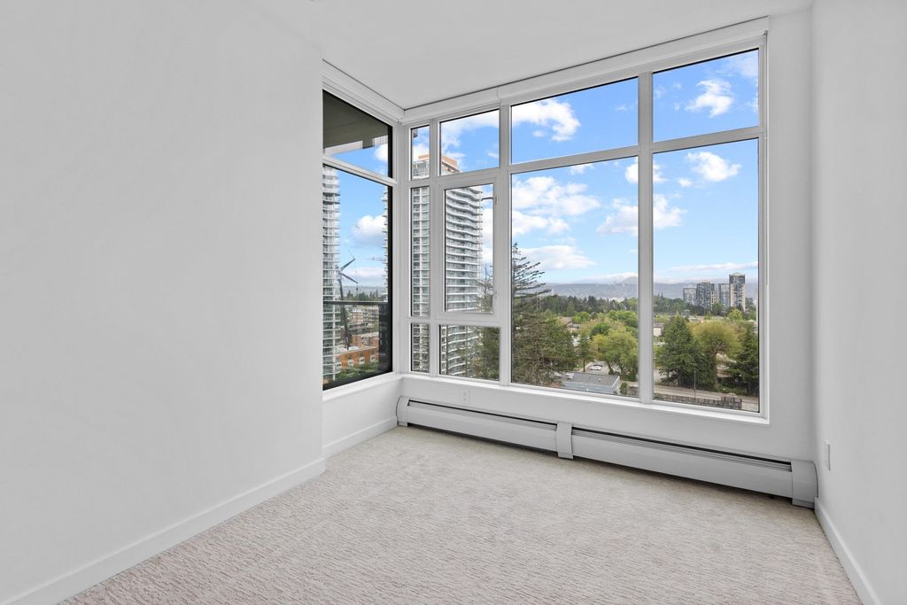 listing image 1101957005614435655