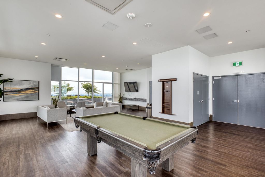 listing image 1100226982103899401
