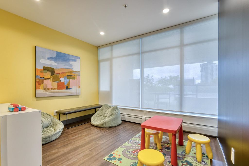 listing image 1104082818083196837