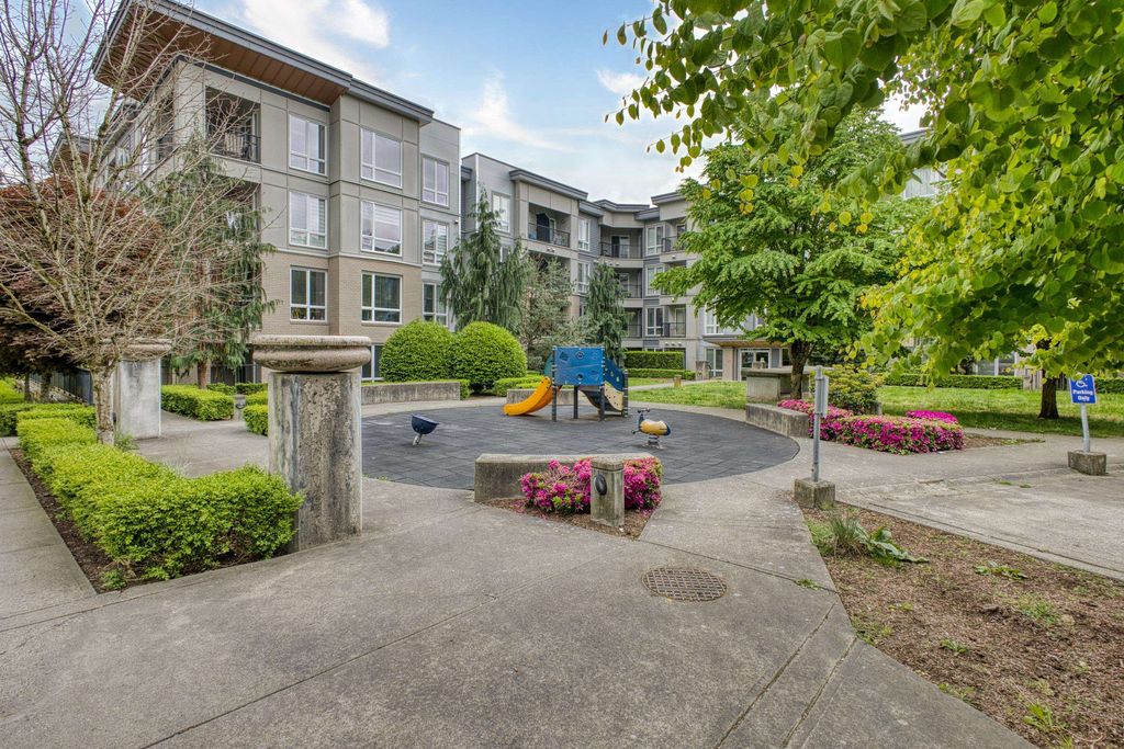 listing image 1106129054107029048