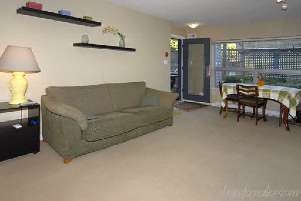 listing image 1105106857685785598