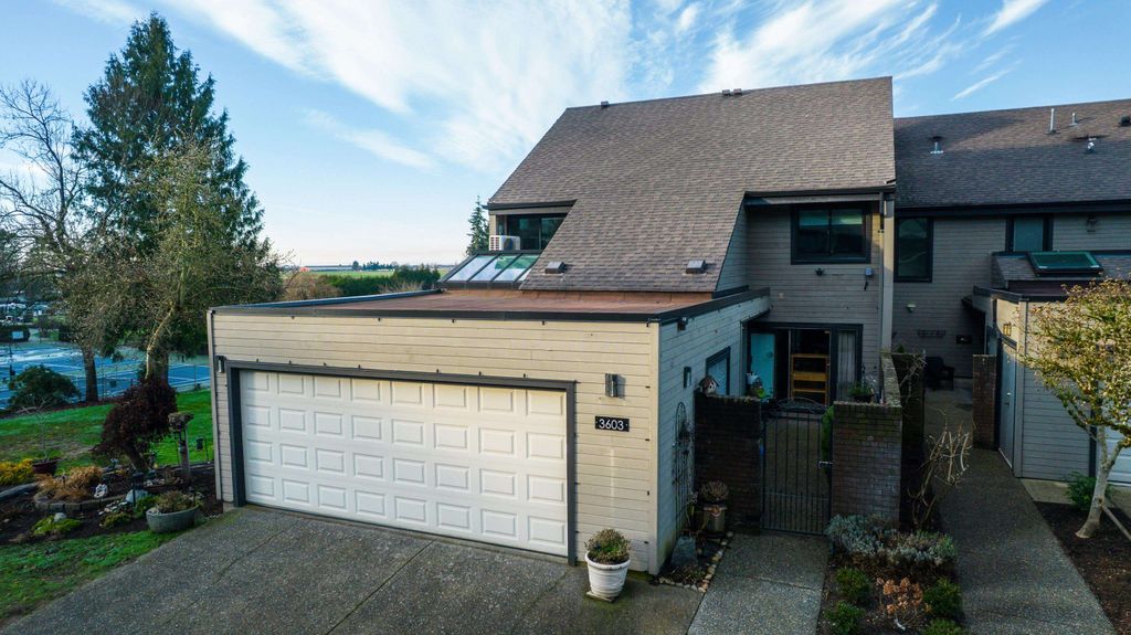Photo of 3603 Nico Wynd Drive, Surrey, BC V4P 1J1 (MLS # R3149252)