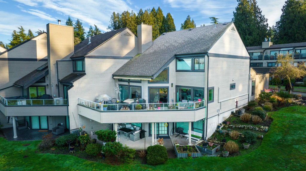 Photo of 3603 Nico Wynd Drive, Surrey, BC V4P 1J1 (MLS # R3149252)