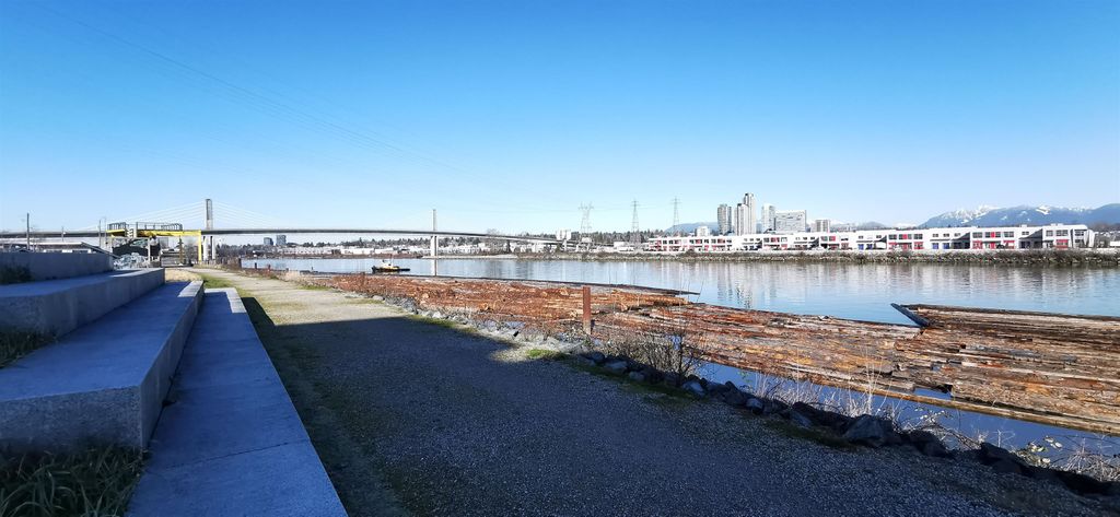 listing image 1104680006920162321