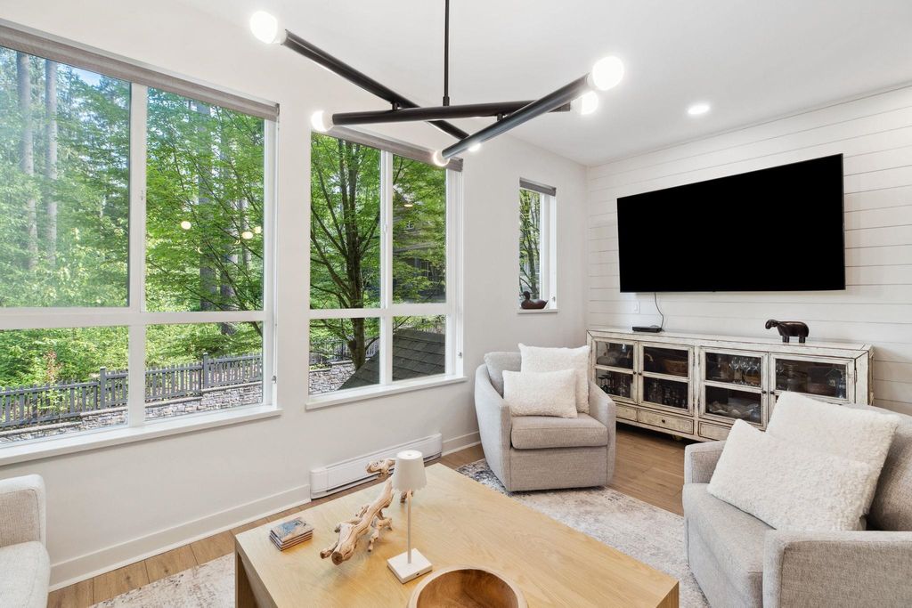 listing image 1106042769916297043