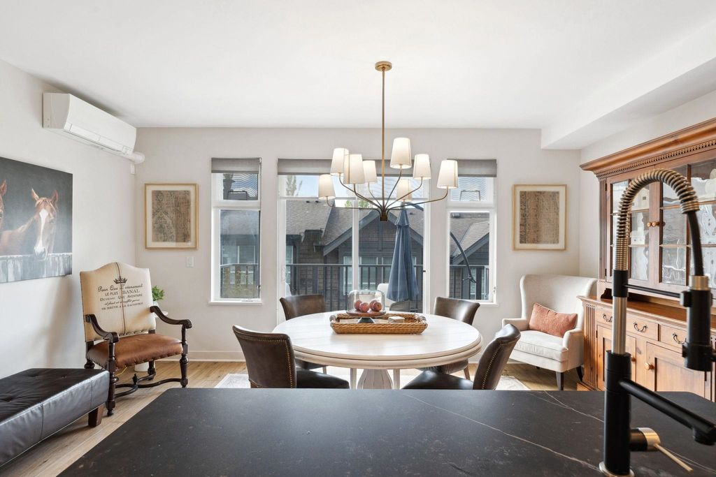 listing image 1107223993239657059