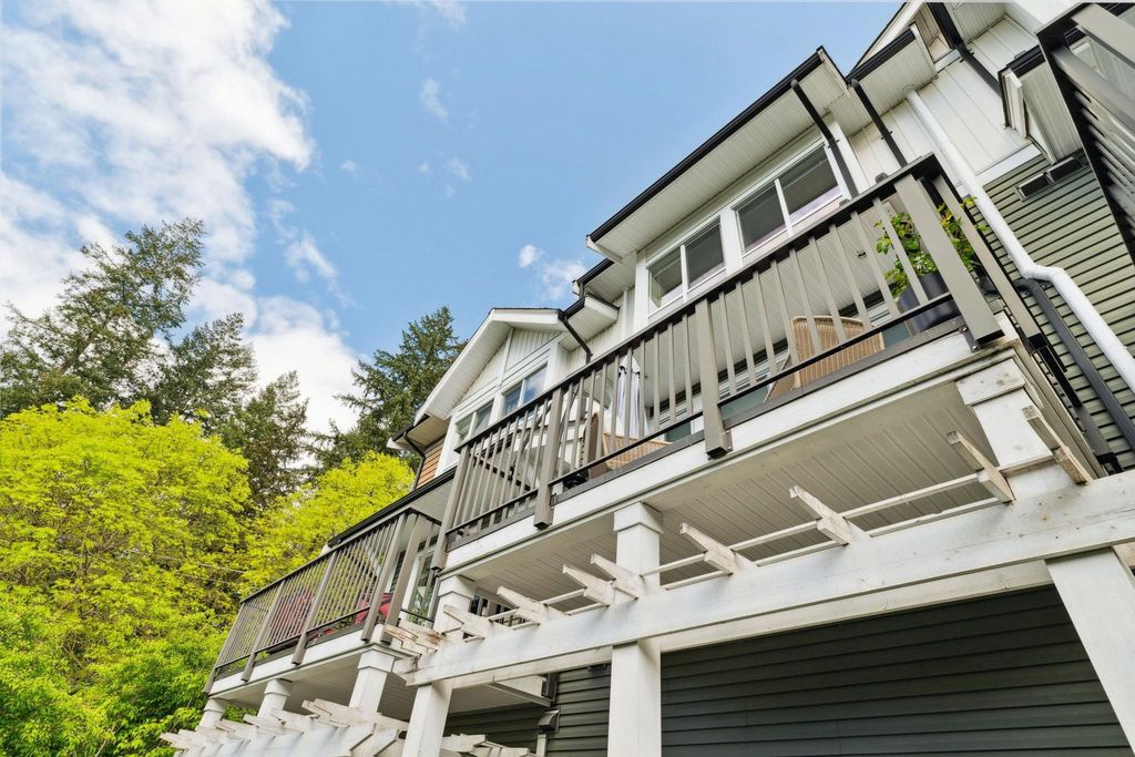 listing image 1107944594746501700