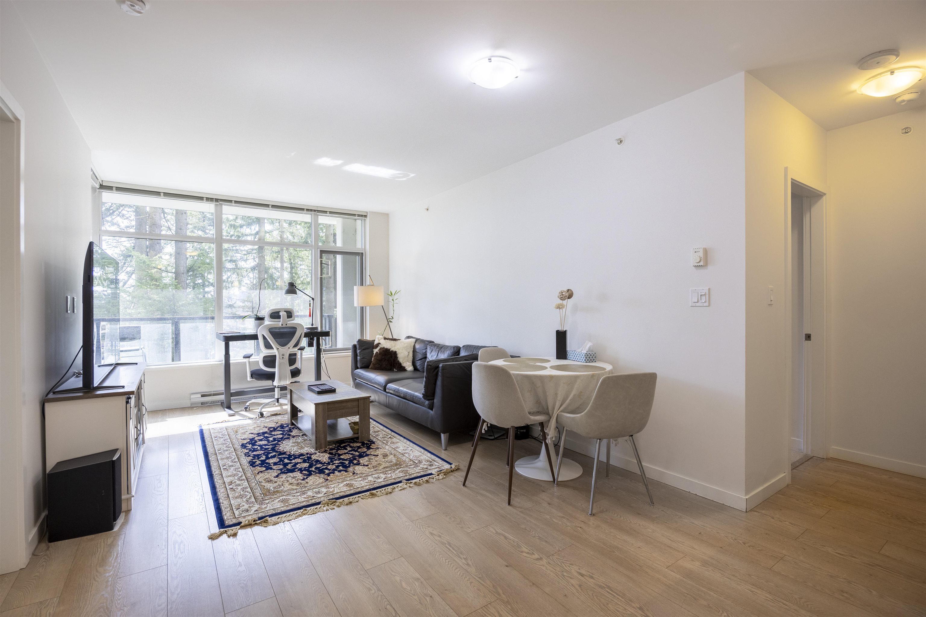 3080 Lincoln Avenue 605