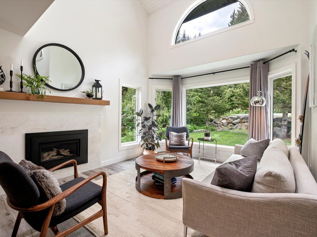 listing image 1103632081276837091