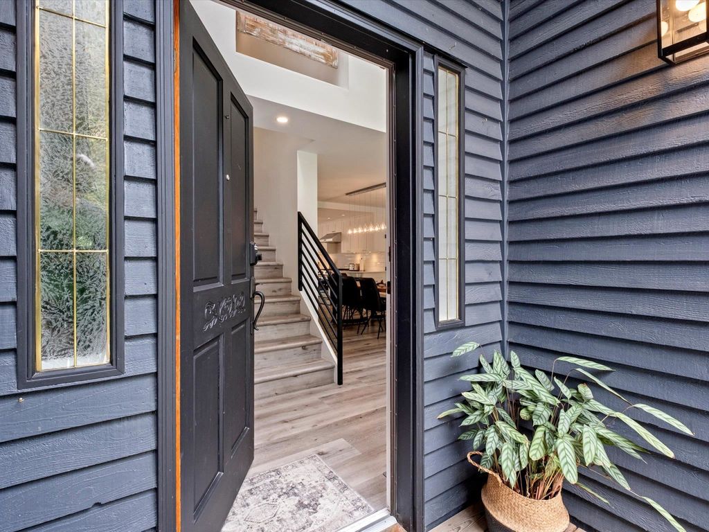 listing image 1109002103650718431