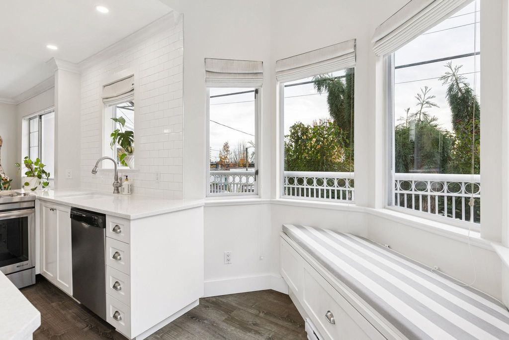 listing image 1103519456426522720