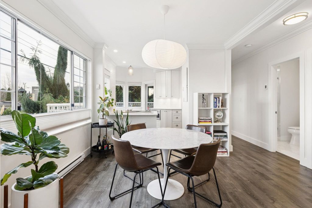 listing image 1101267262452088072