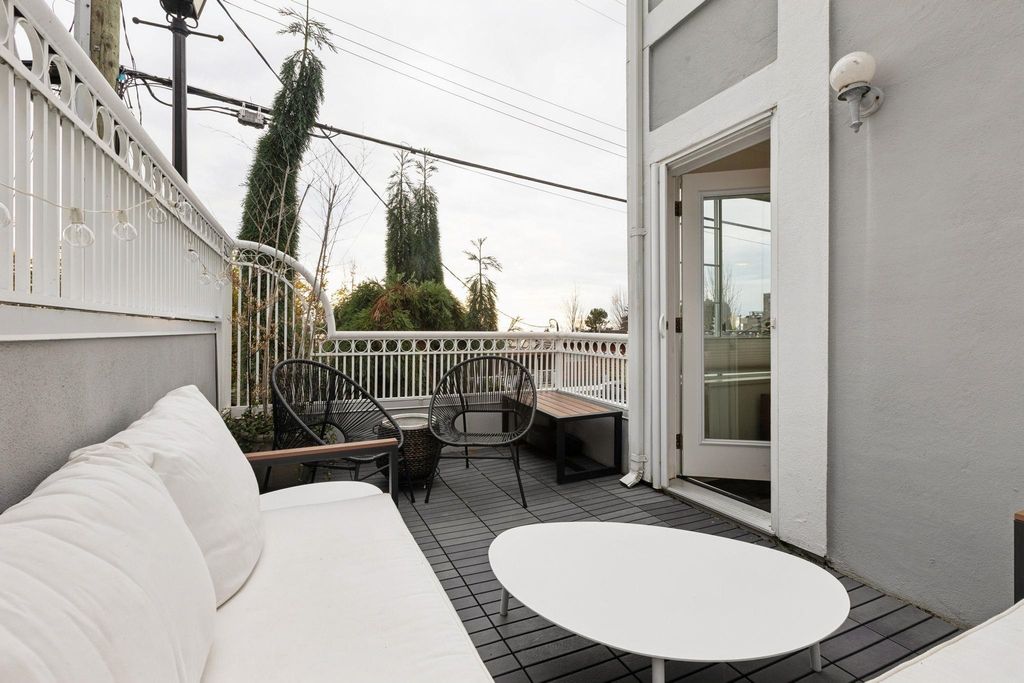 listing image 1105754468968520451