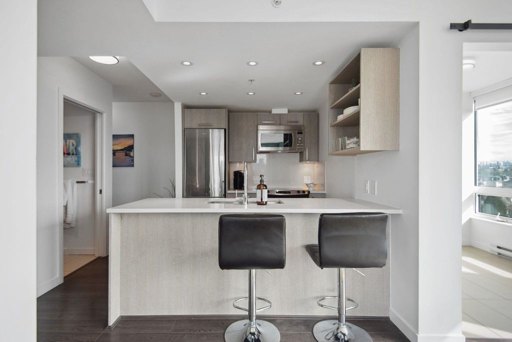 listing image 1106723663717407019