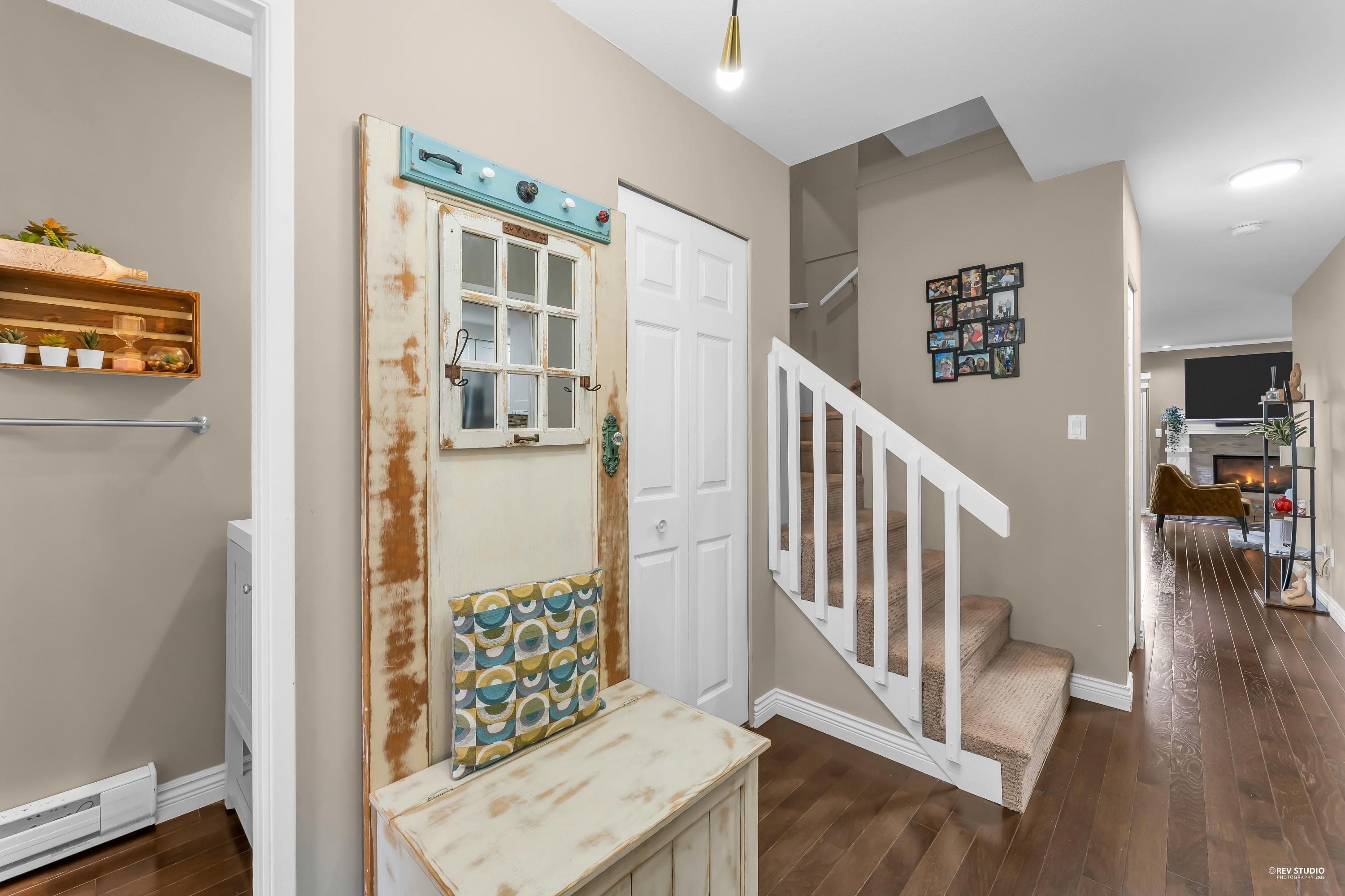 5600 Ladner Trunk Road 14