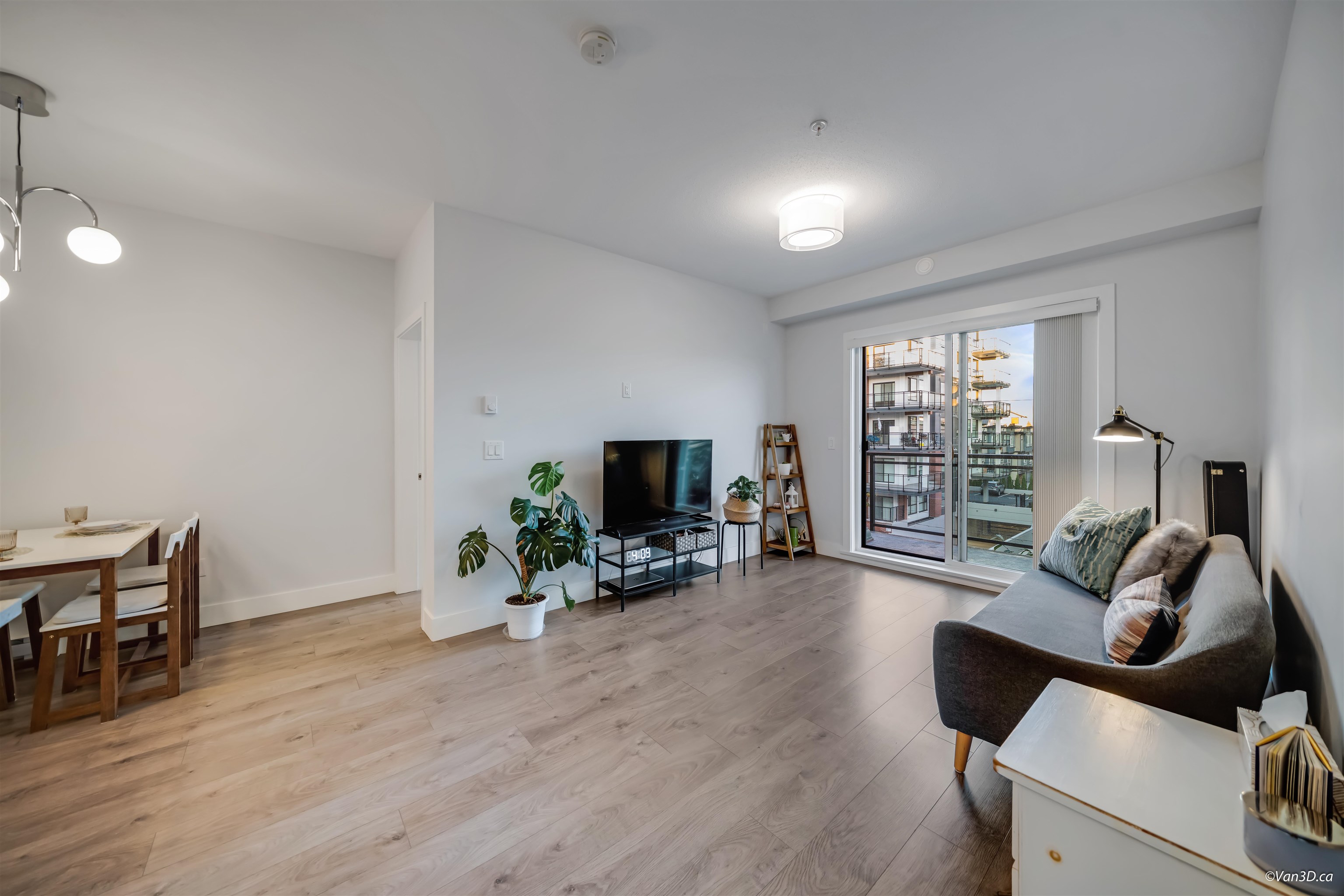 5485 Brydon Crescent 309