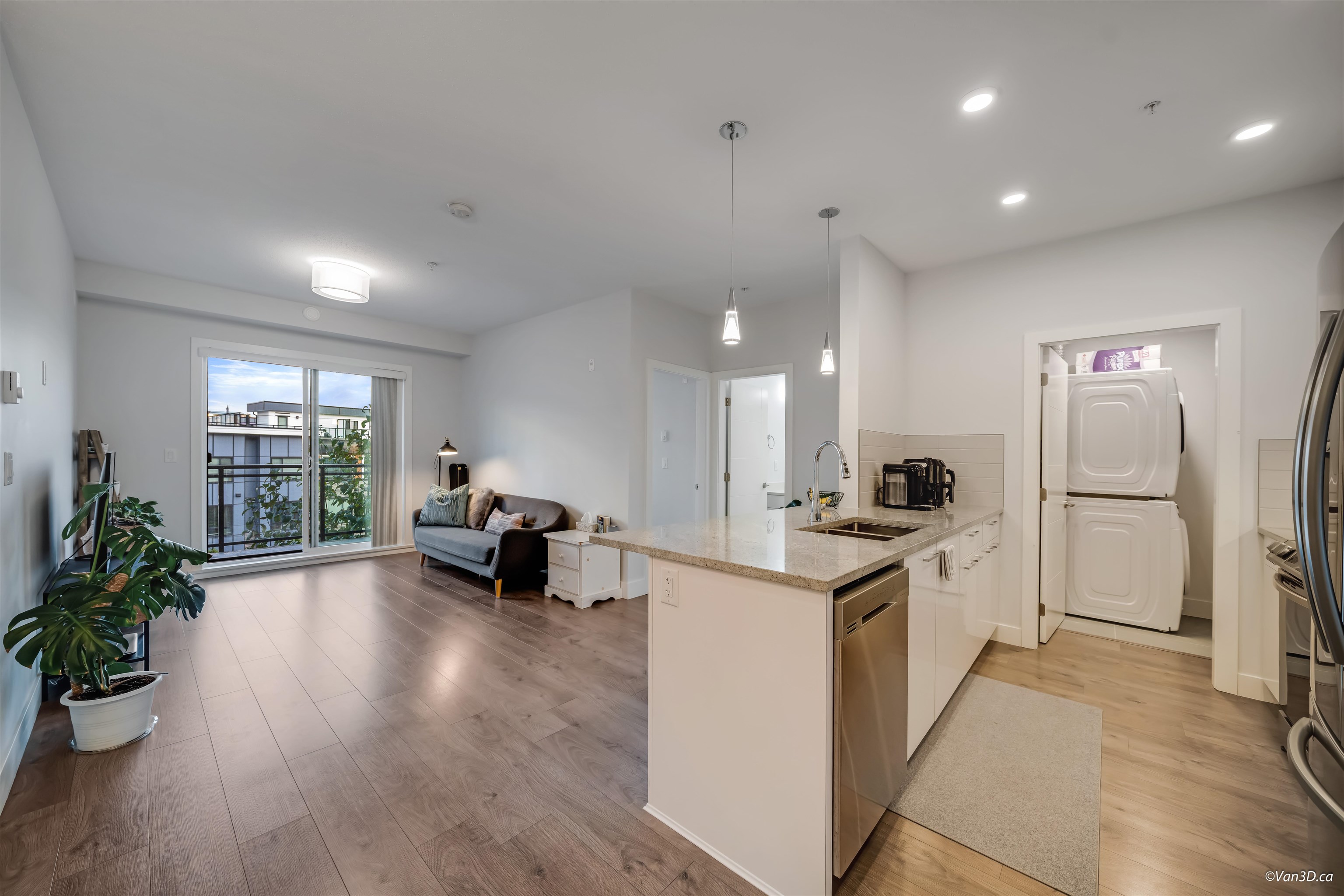 5485 Brydon Crescent 309