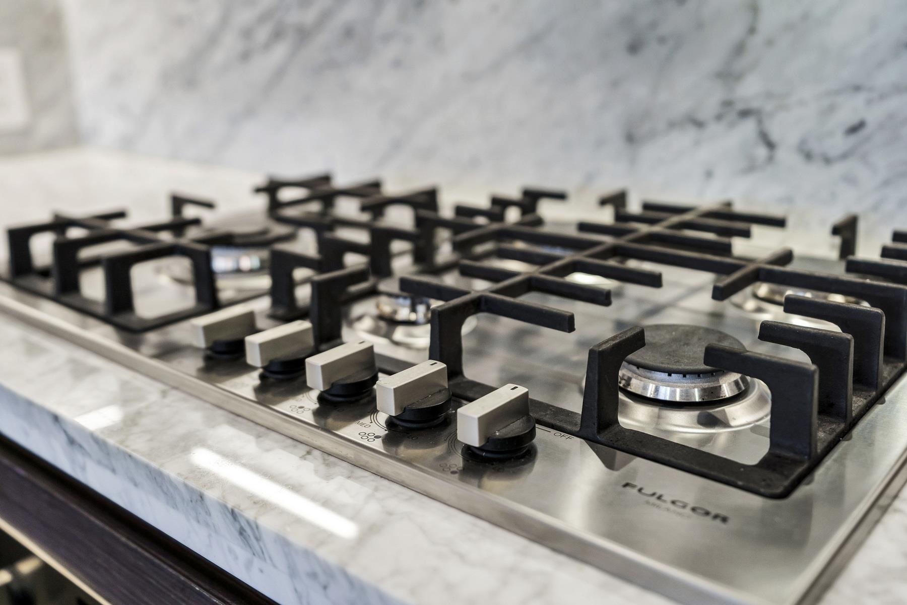 305 Morrissey Road 805