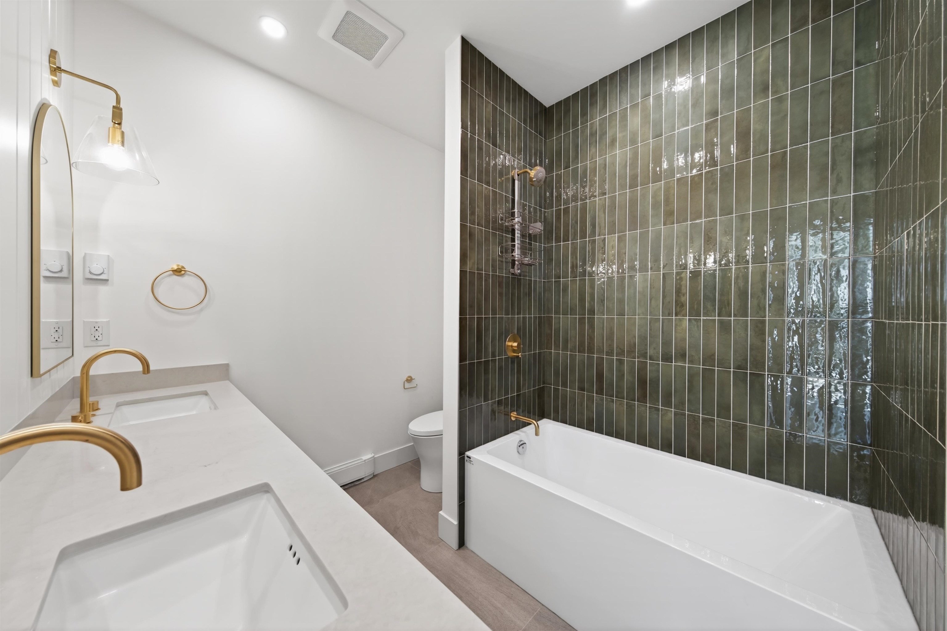 9399 Tomicki Avenue 428