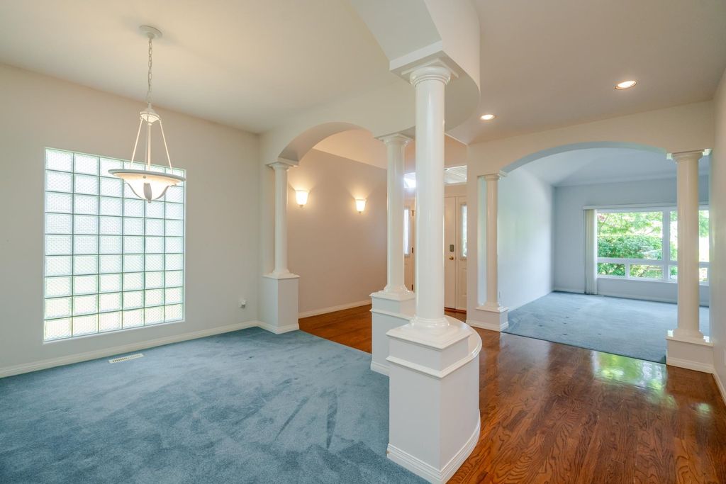 listing image 1100713121924331604