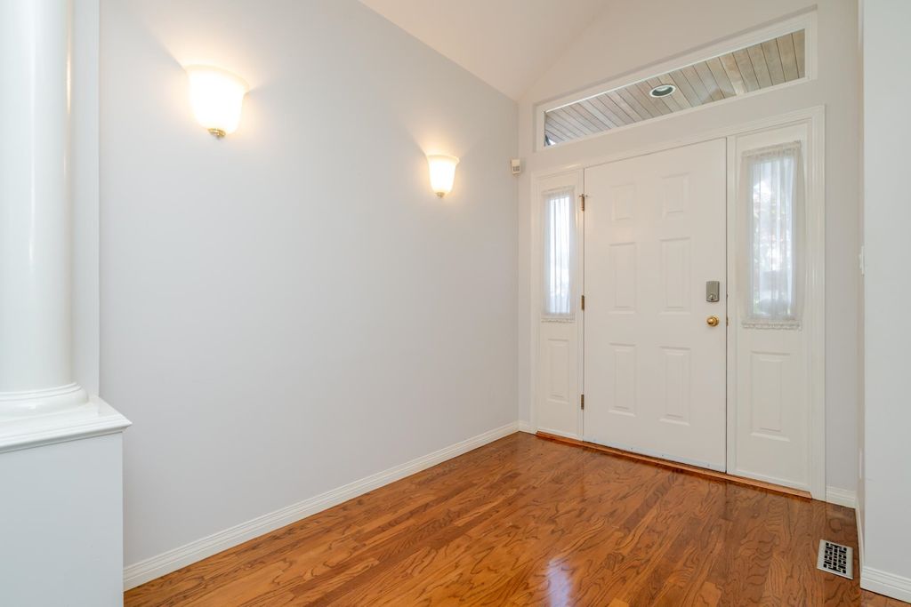 listing image 1100239473724198550