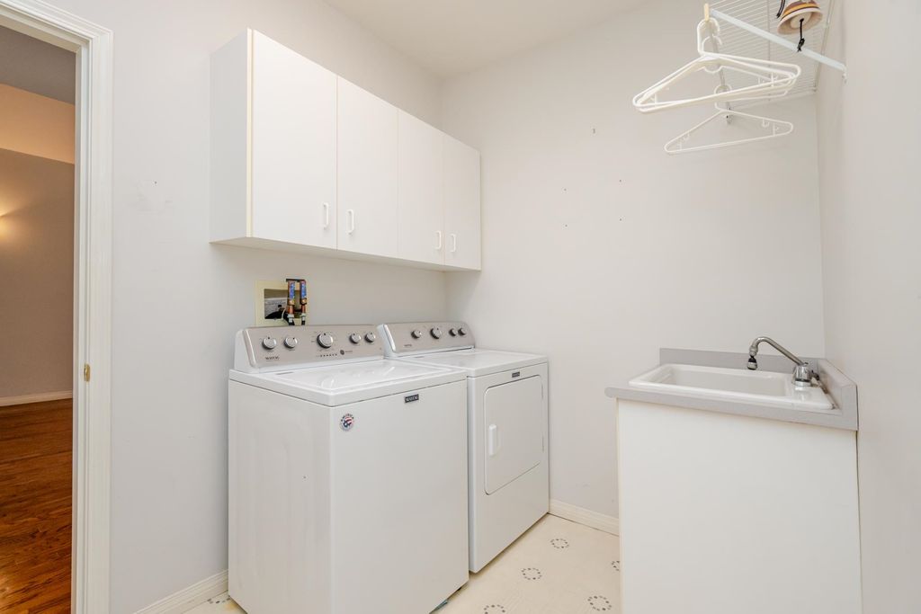 listing image 1104309652095336551