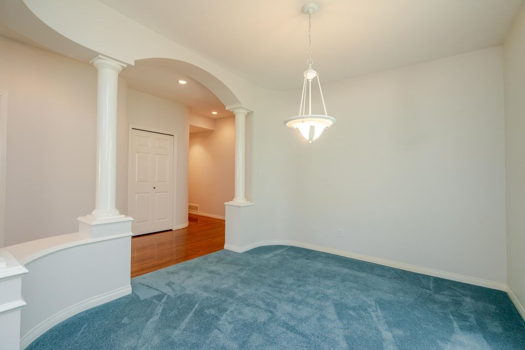 listing image 1107346601900090992