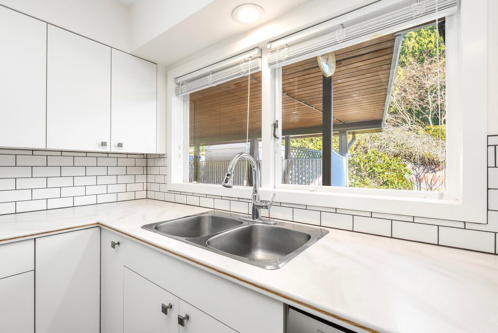 listing image 1104426149793117251