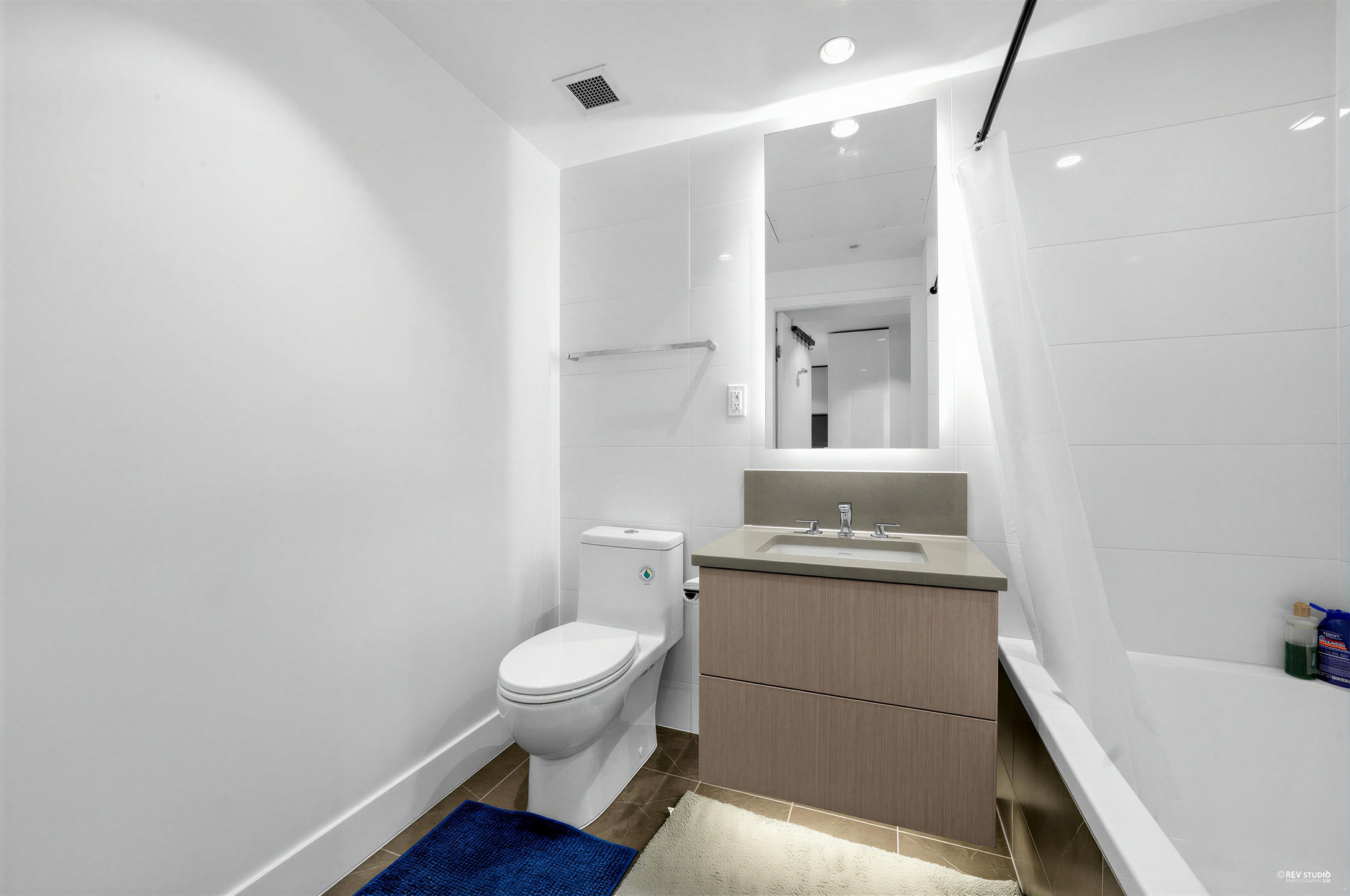 1675 Lions Gate Lane 505