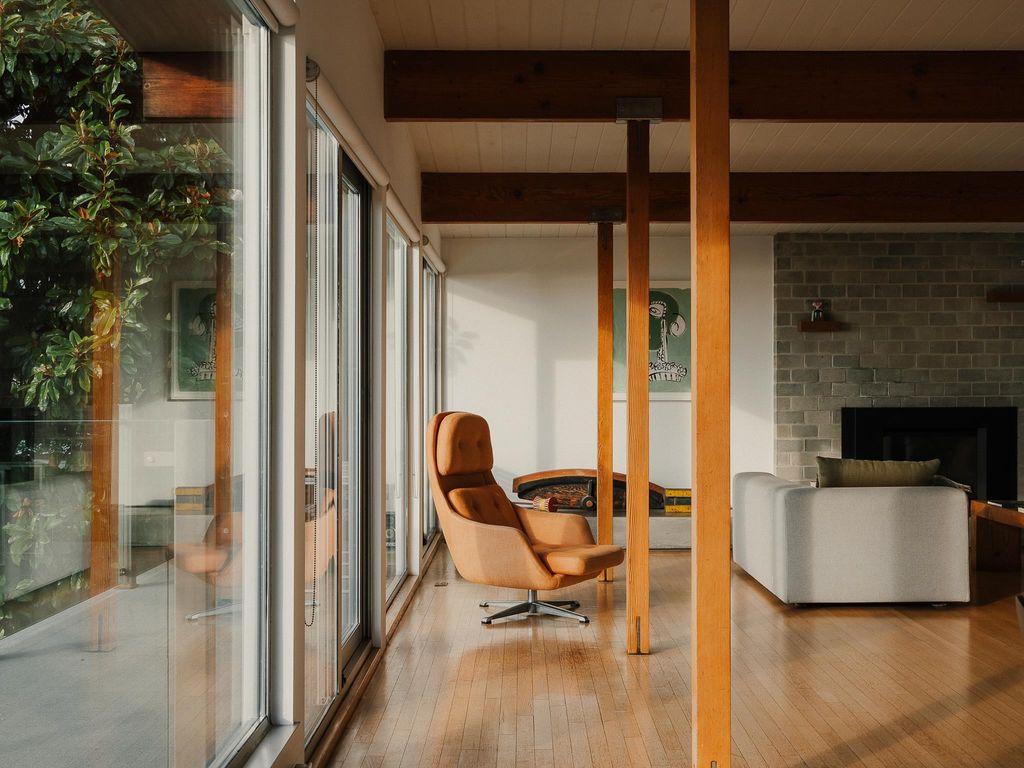 listing image 1102403610646574686