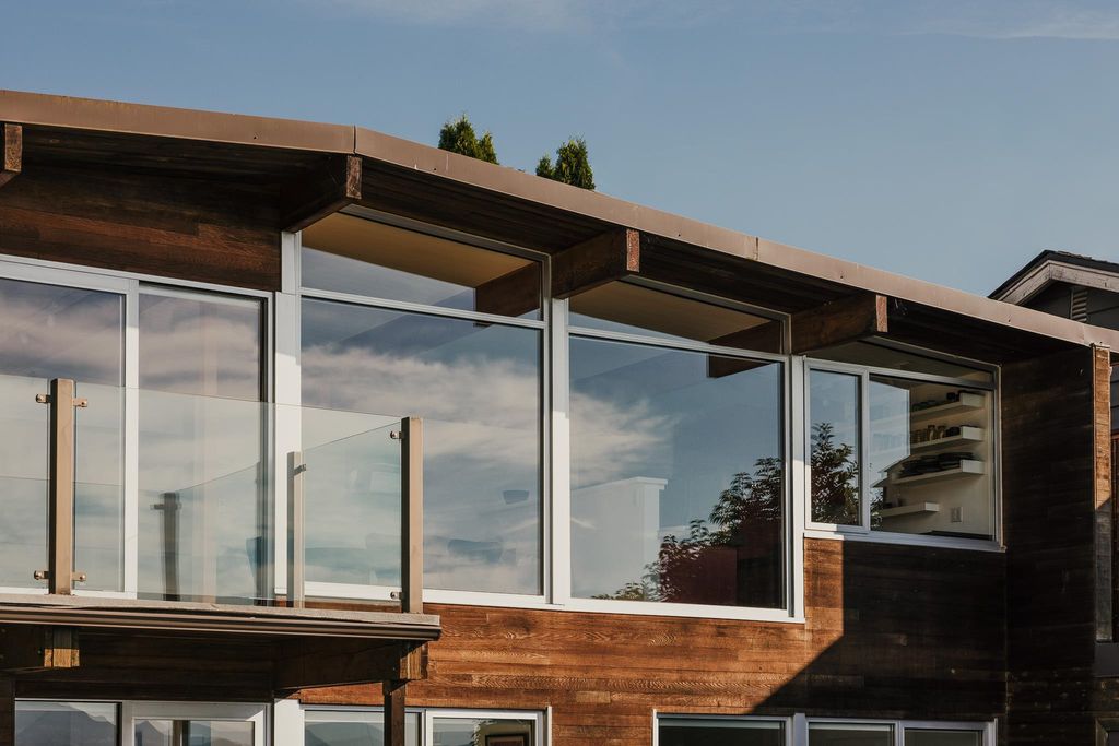 listing image 1103470148021920324