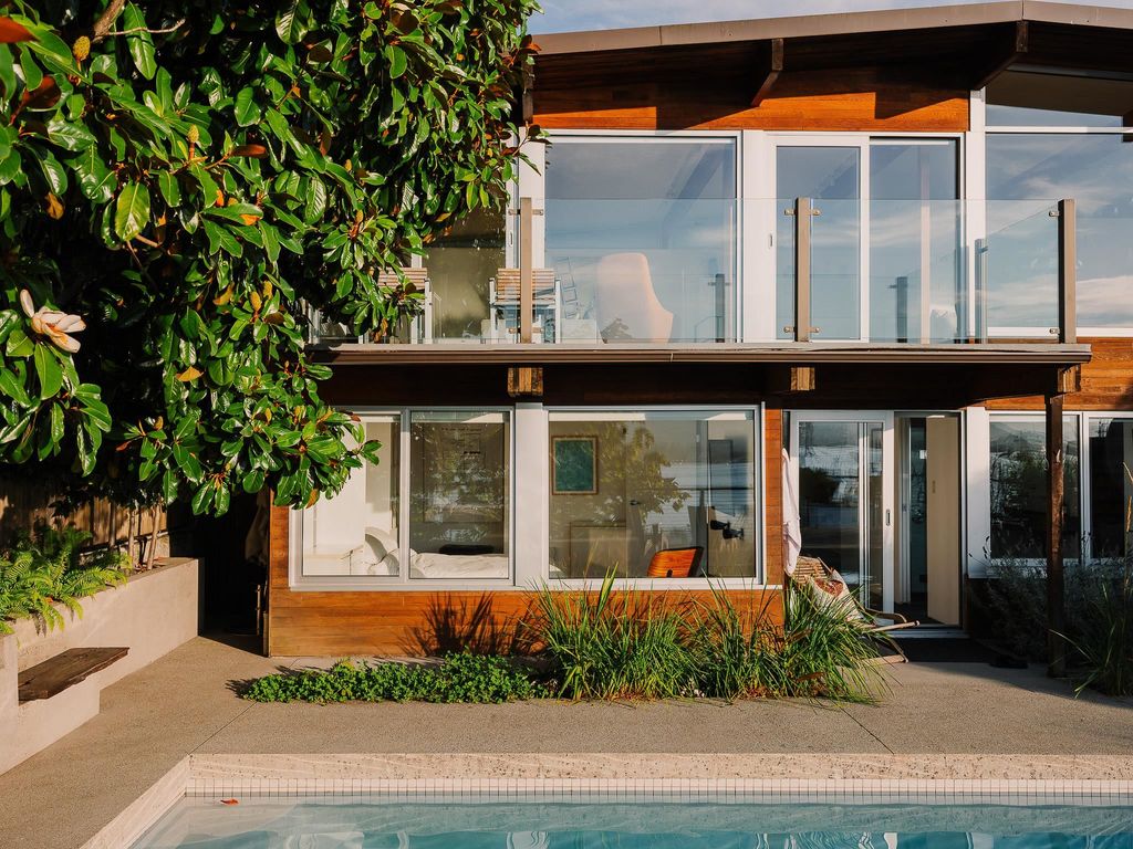 listing image 1104845241307439366