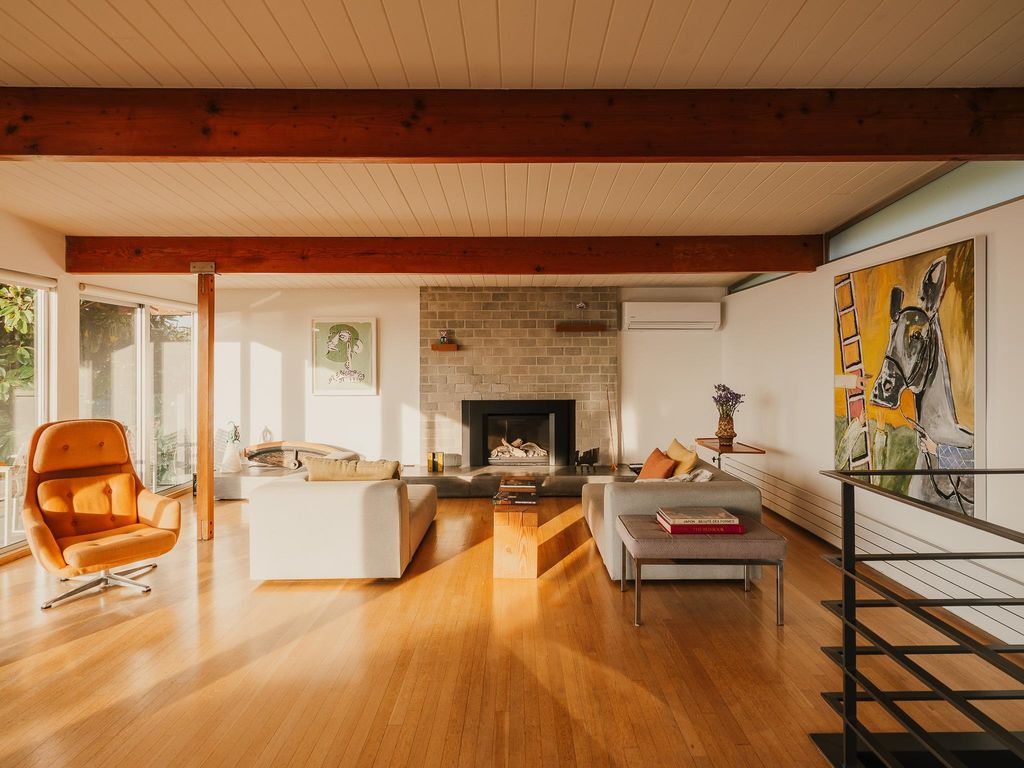 listing image 1105788514838900457