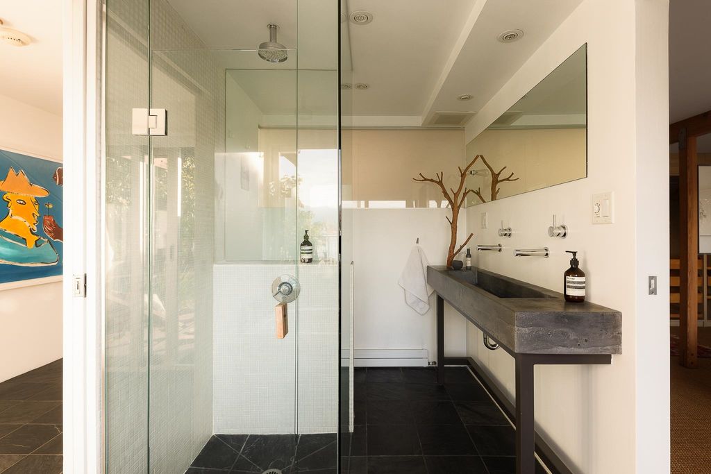 listing image 1108465481861598622