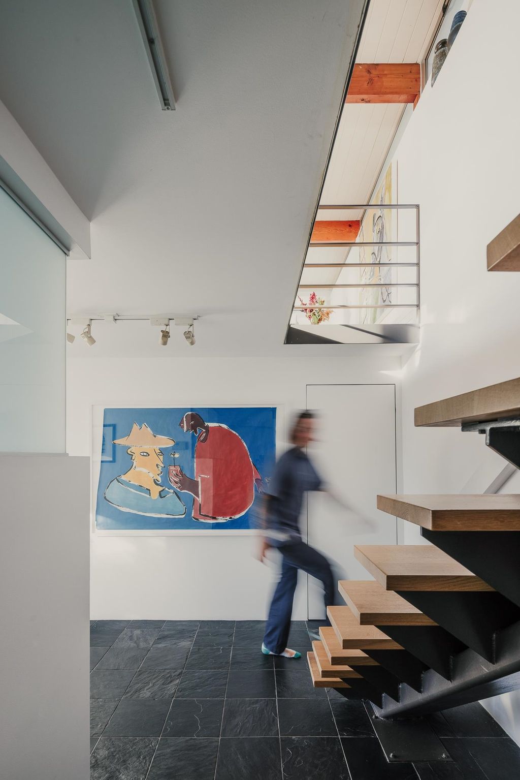 listing image 1102407775021215363