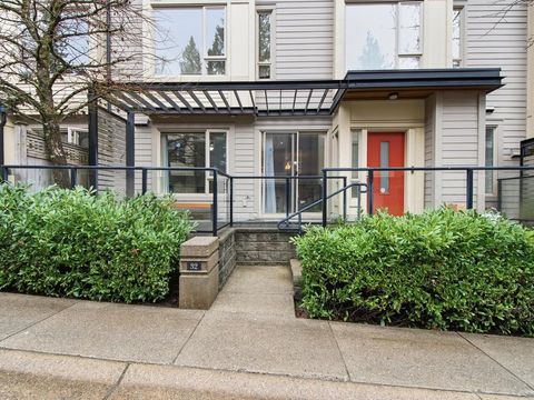 9229 University Crescent 32 Burnaby BC V5A 4Z2