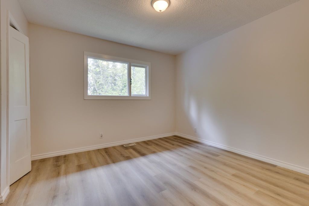 listing image 1108079567270919653
