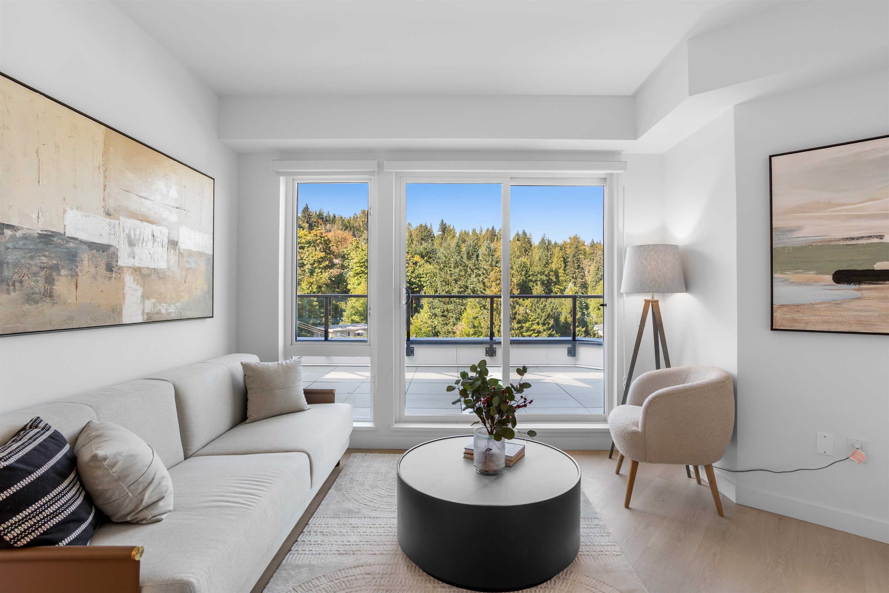 2002 St. George Street 604