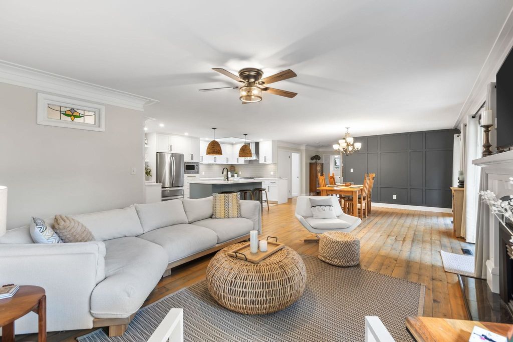 listing image 1104809418961143061