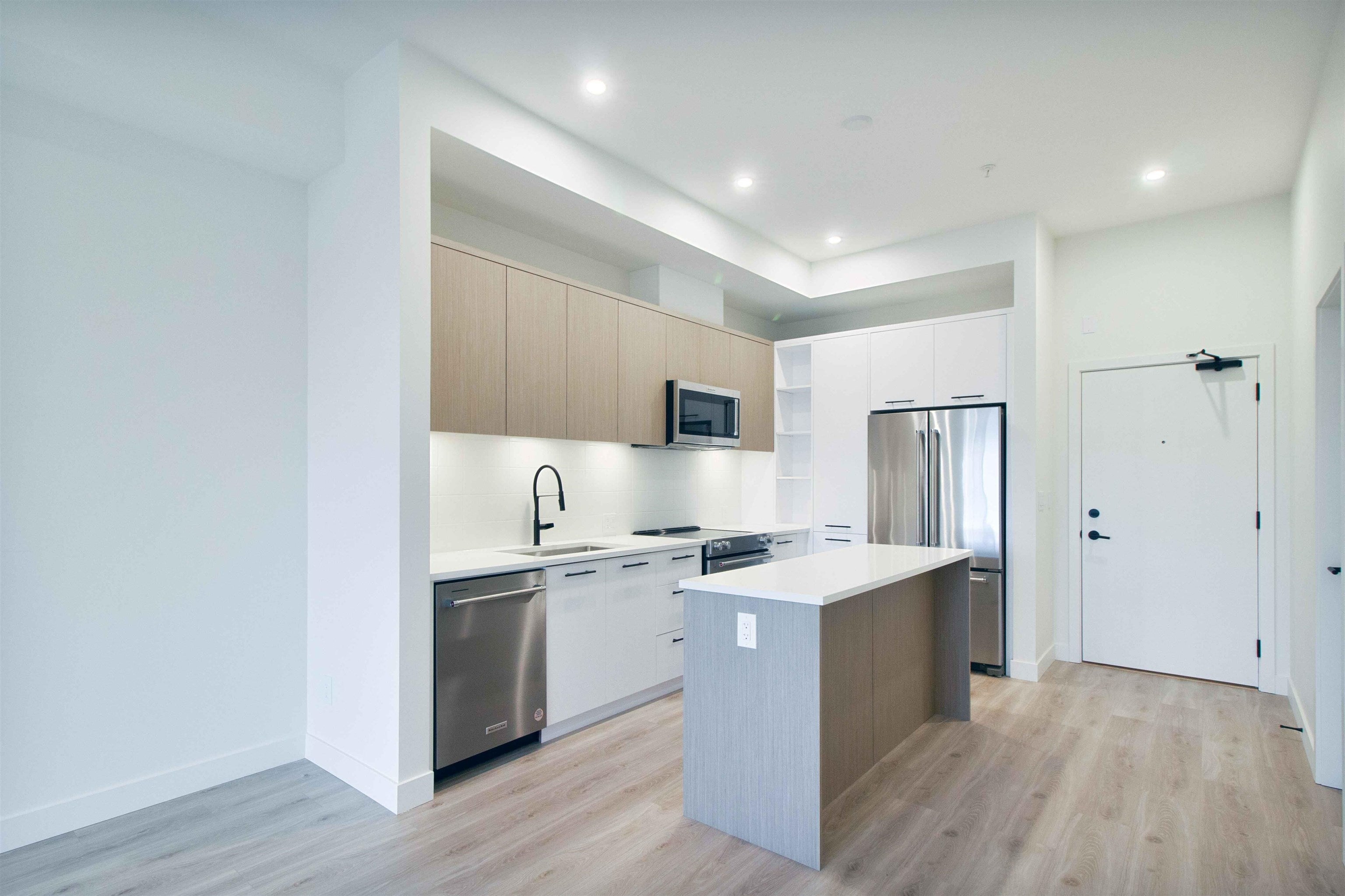 2620 152 Street 411