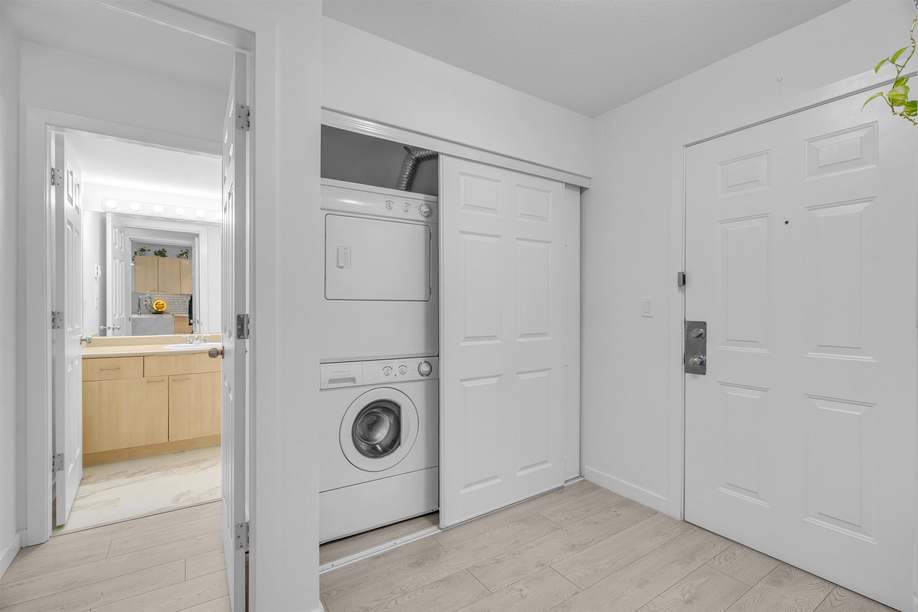 12083 92a Avenue 301