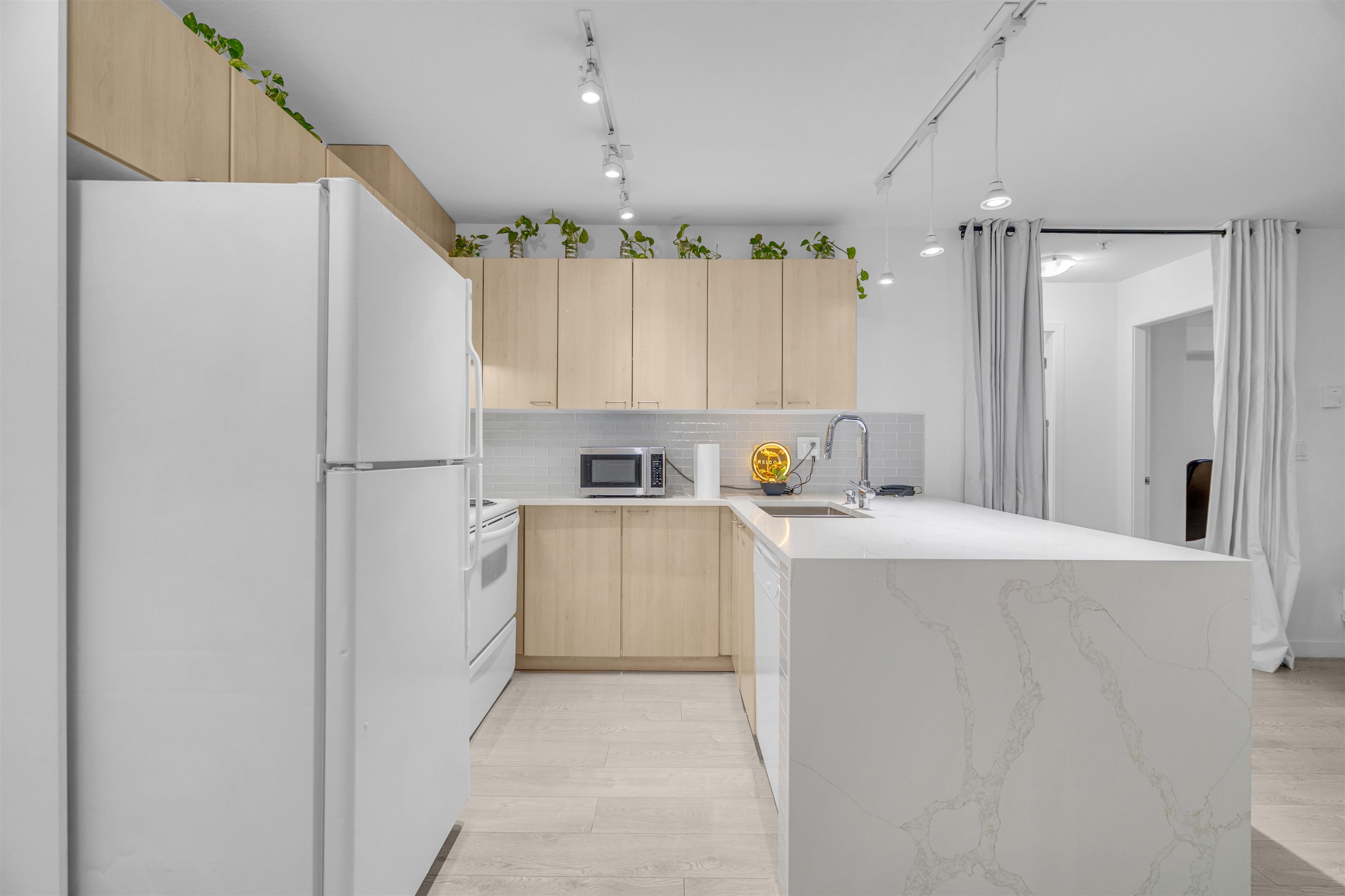 12083 92a Avenue 301