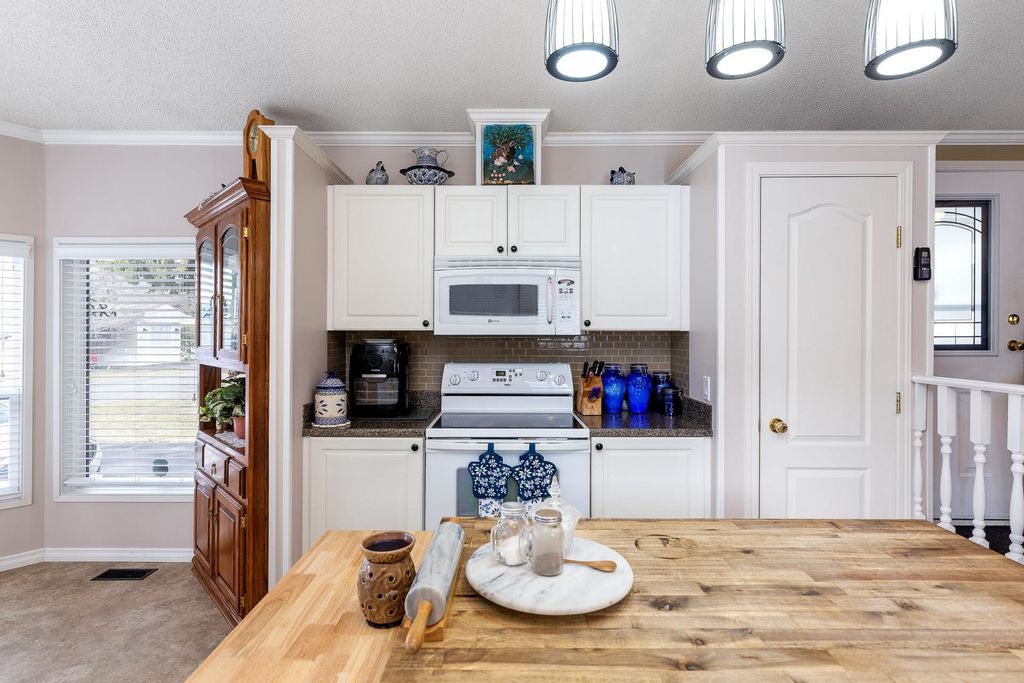 listing image 1105172835578527432